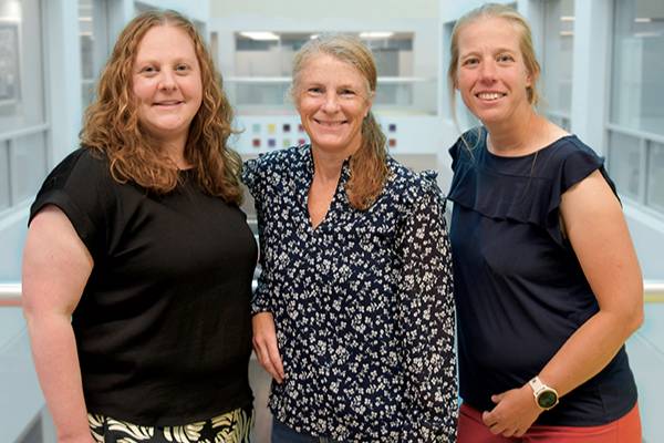 Kaitlin Bundock, Carrie Bala, Willa van Dijk